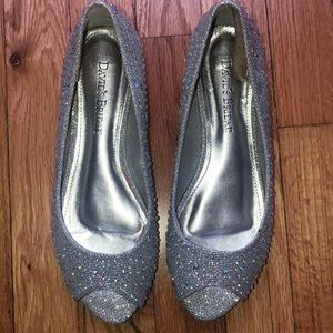 DAVID’S BRIDAL FLATS